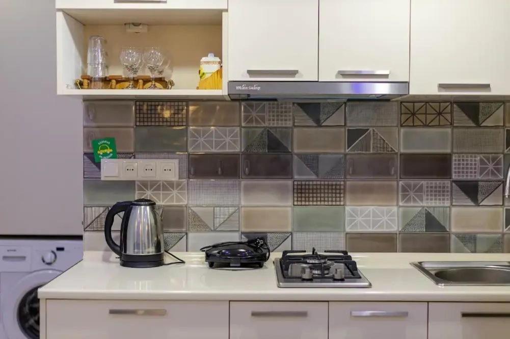 Apartamento Bubukin Batumi Exterior foto